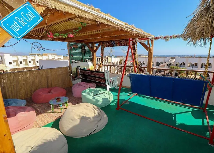 Gina Motel